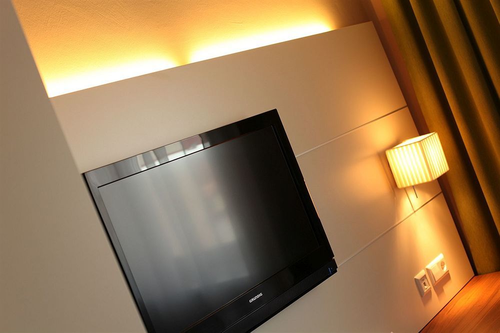 Joesepp'S Hotel Am Schweizerberg Memmingen Ngoại thất bức ảnh